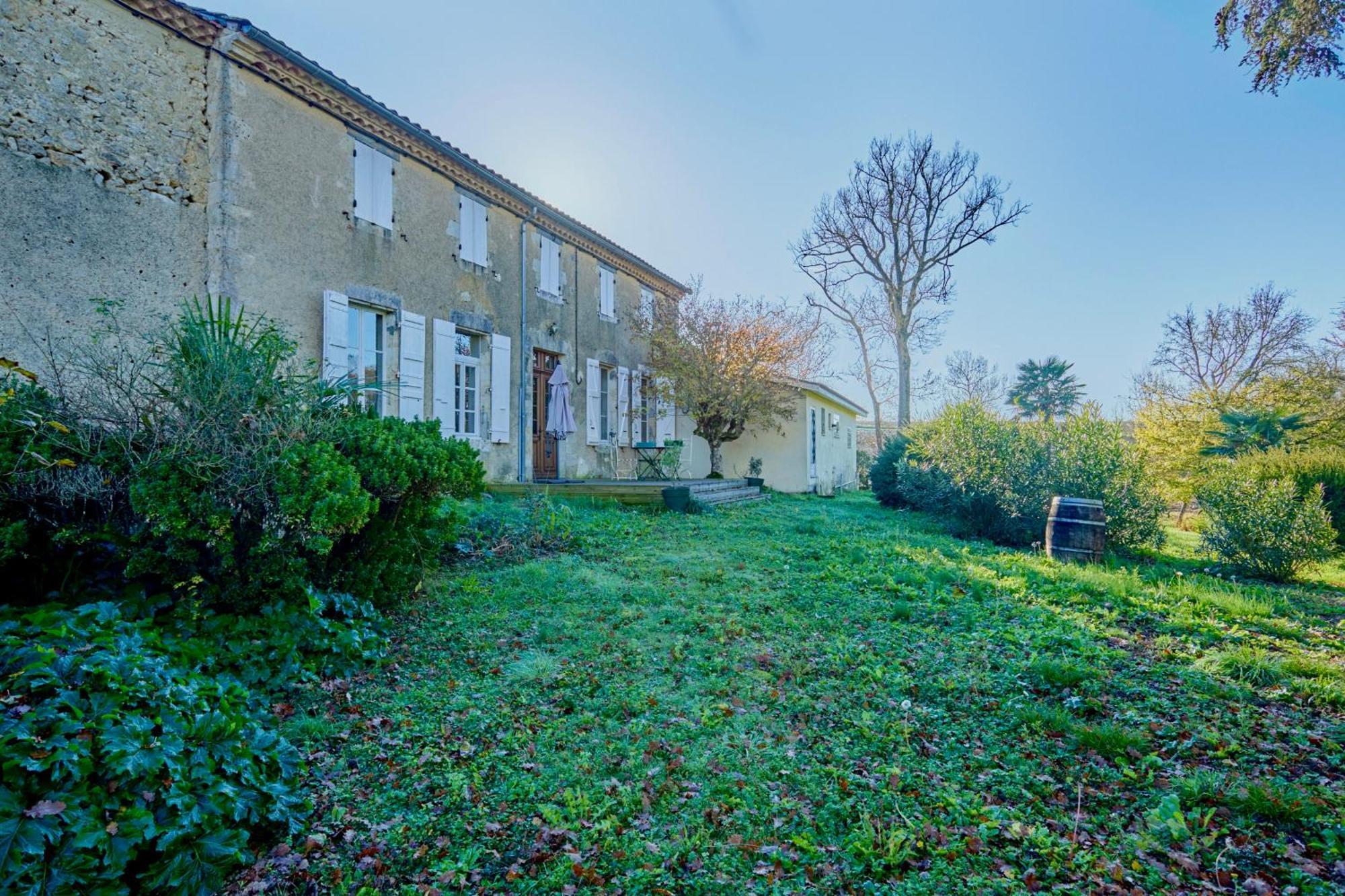 Chambres D'Hotes De Charme Avec Piscine - Le Clos Boissiere Valence-sur-Baïse Buitenkant foto