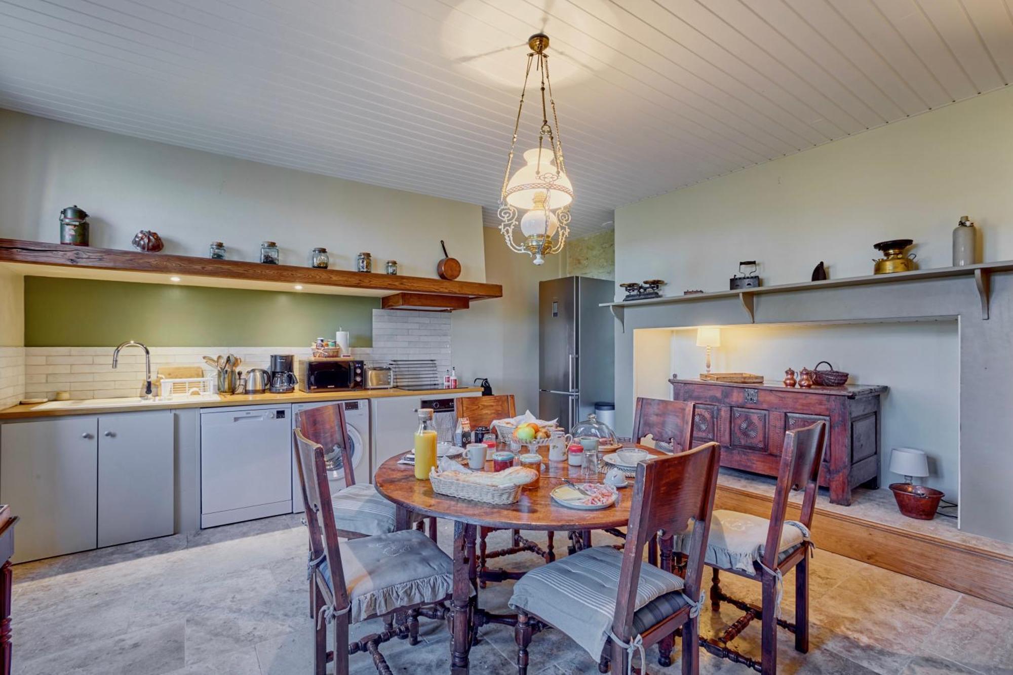 Chambres D'Hotes De Charme Avec Piscine - Le Clos Boissiere Valence-sur-Baïse Buitenkant foto